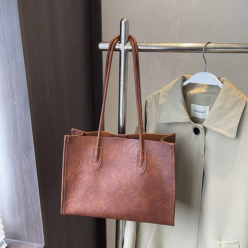 Высококачественная модная универсальная сумка-тоут для женщин 2024 года, новая большая вместительная повседневная ретро-сумка, большая сумка через плечо