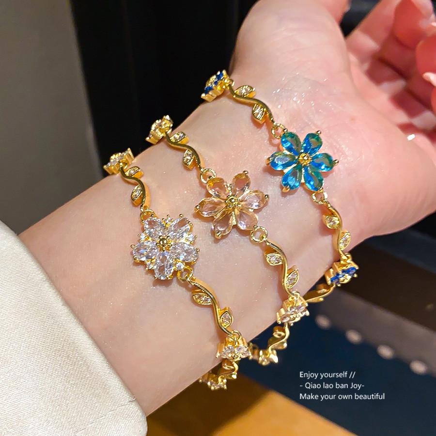 Floral Style Hand Chain 18k Gold Plated Zirconia Gift For Women