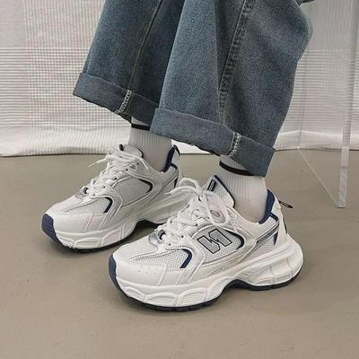 Женские модные дышащие сверхлегкие кроссовки для бега 2025 года — на толстой подошве, повседневные и универсальные