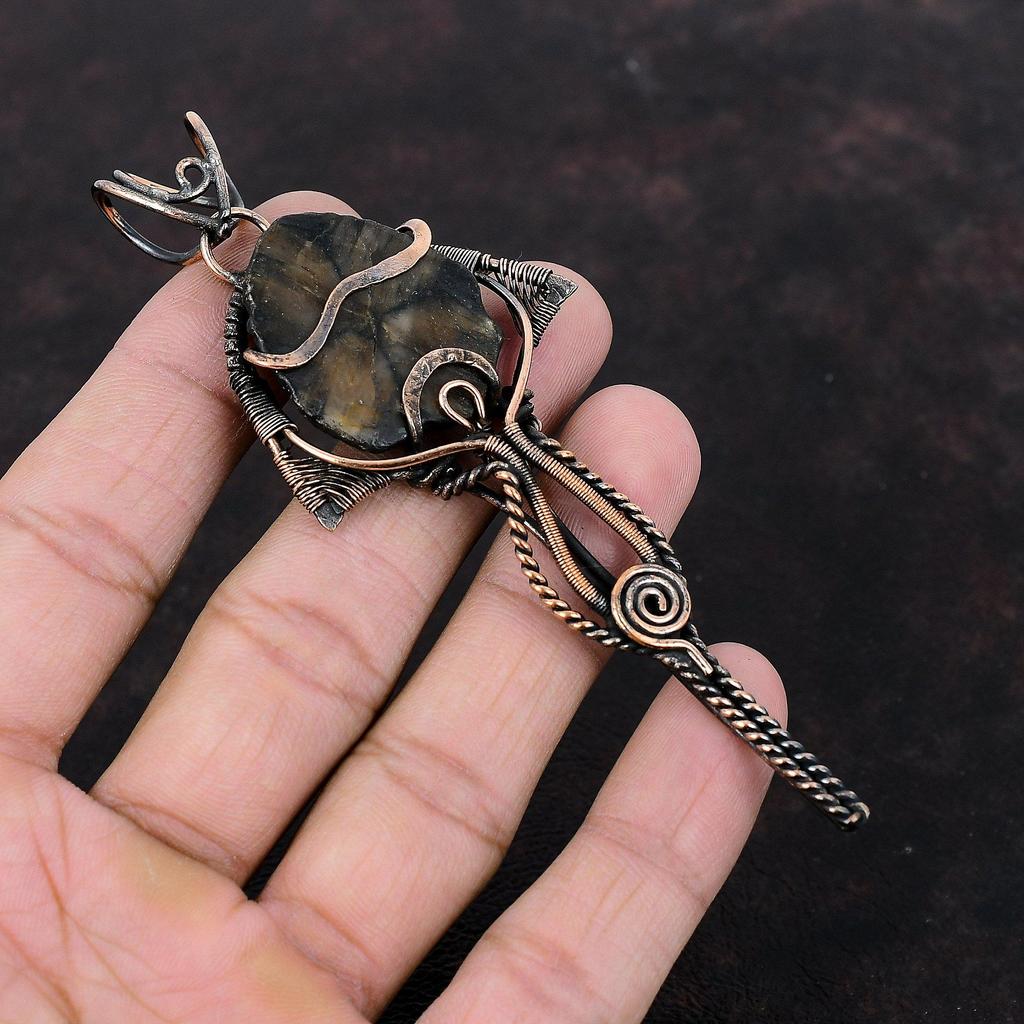 Подвеска из драгоценного камня с хиастолитом, обернутая медной проволокой, подвеска с хиастолитом, ювелирное изделие ручной работы, подарок для нее, замечательные медные украшения, удивительный кулон