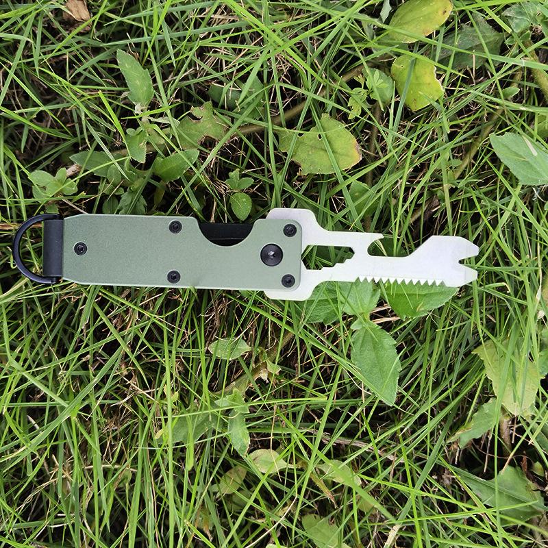 Многофункциональный металлический брелок с держателем AirTag для использования на открытом воздухе