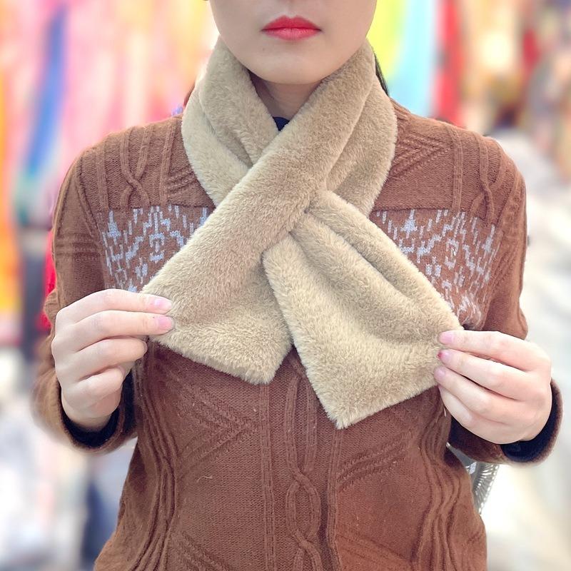Scarf Women's Winter Imitation Rose Rabbit Fur Plush Shawl Thickened Fake Collar Scarf Women's Warm Thickened Plush Scarf Tide