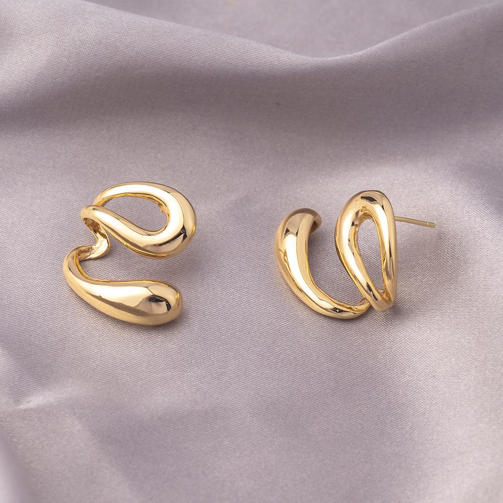 Серьги-иглы из серебра 925 пробы: Легкая роскошь, высококлассные пусеты и универсальный нишевый дизайн в виде колец для работы и стиля