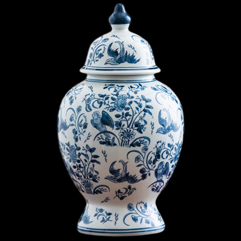 Расписанная вручную сине-белая фарфоровая ваза в форме генеральской банки