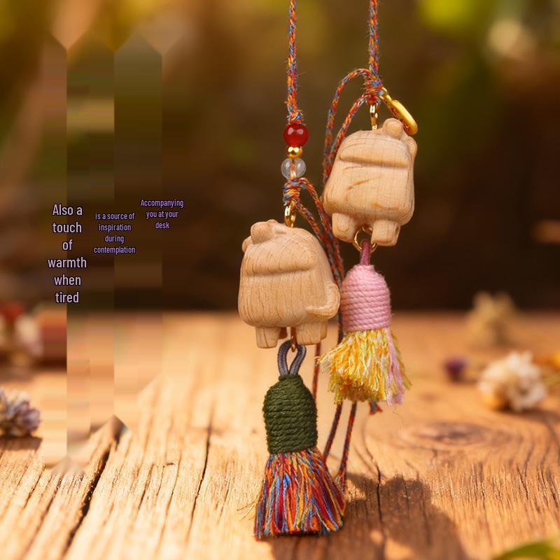 Брелок для ключей 'Лошадь из бука': Аксессуар-мешочек с талисманом на удачу ручной работы для девушки или лучшей подруги