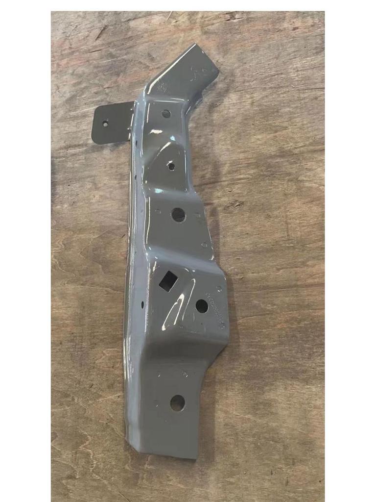 SAIC Maxus G10 Thickened Iron Headlight Frame Upper Crossbeam