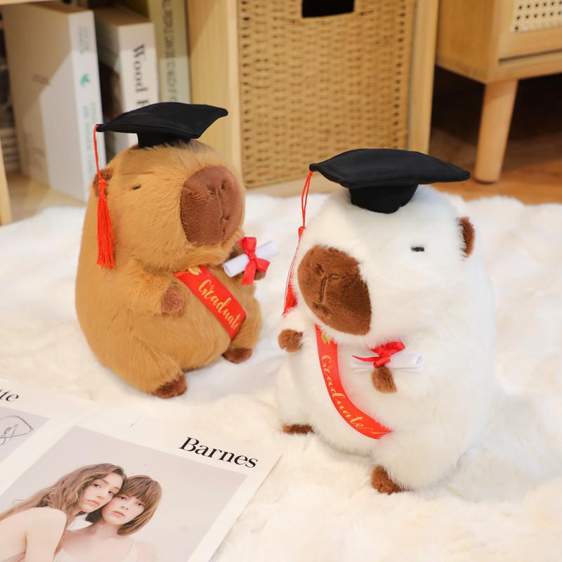 Stuffed Capybara Graduation Toy Commemorative Plush Doll Gift For Exams Students