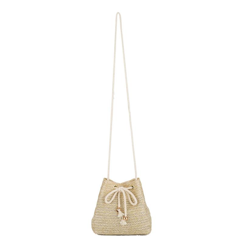 Соломенная модная плиссированная сумка на шнурке для женщин 2024 года, новый иностранный стиль, индивидуальный дизайн, сумка-ведро через плечо