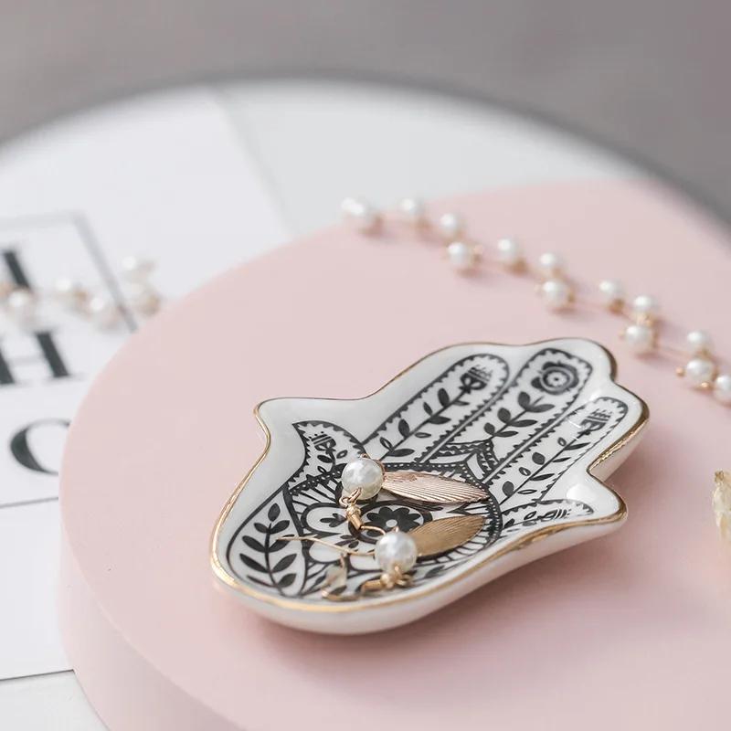 Nordic Golden Cactus Jewelry Блюдо Креативная пальма Керамическая десертная тарелка Поднос для хранения украшений для губной помады Украшение для дома и спальни