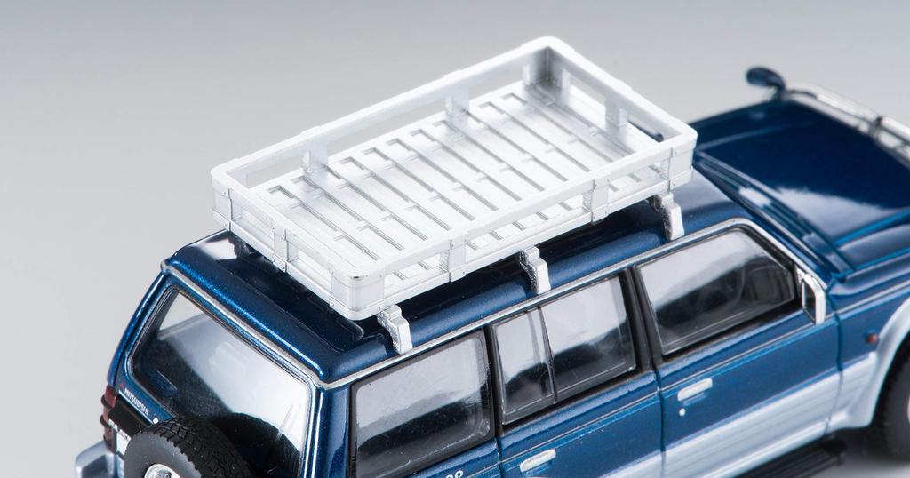 Tomica Limited Vintage Neo 1/64 Scale LV-N206a Mitsubishi Pajero Mid-Roof Wide VR with Optional Parts, 1994 Model, Blue/Silver, Finished