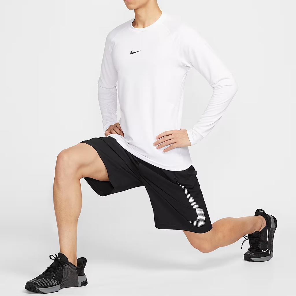 Nike Футболки мужские белые с круглым вырезом FB7983-100