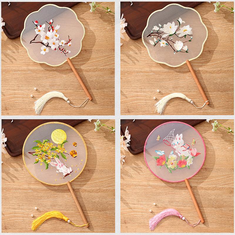 Китайский веер Полупрозрачный с длинной ручкой и кисточкой Танцевальный веер Женский костюм Ханфу Ципао Вышивка Маленький круглый веер