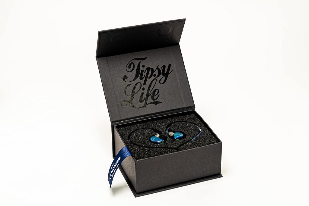 Аутентичный проводной монитор Tipsy TTROMSO Оснащен динамическим драйвером Наушники-вкладыши синего цвета 35 г