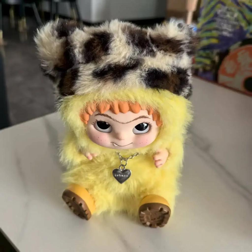 Wakuku Fuzzy Trendy Fun Party Blind Box Cute Wakuku Action Figure Mystery Box CuteDoll Bag PendantDoll Surprise Bag Gift Toy