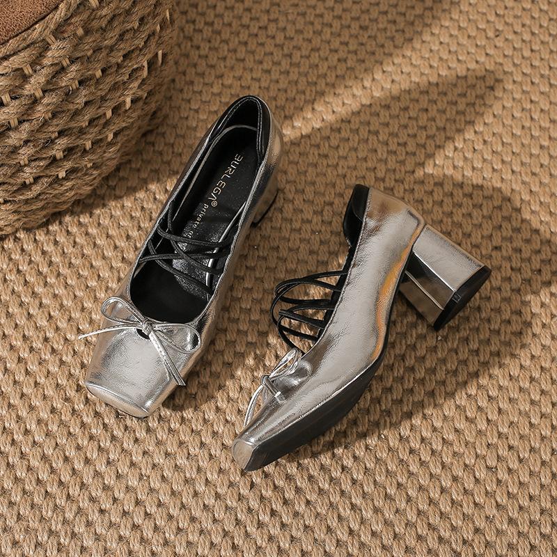 Французские ретро туфли Мэри Джейн на высоком каблуке с квадратной головкой, балетные туфли с перекрестным ремешком, серебристые туфли без каблука.