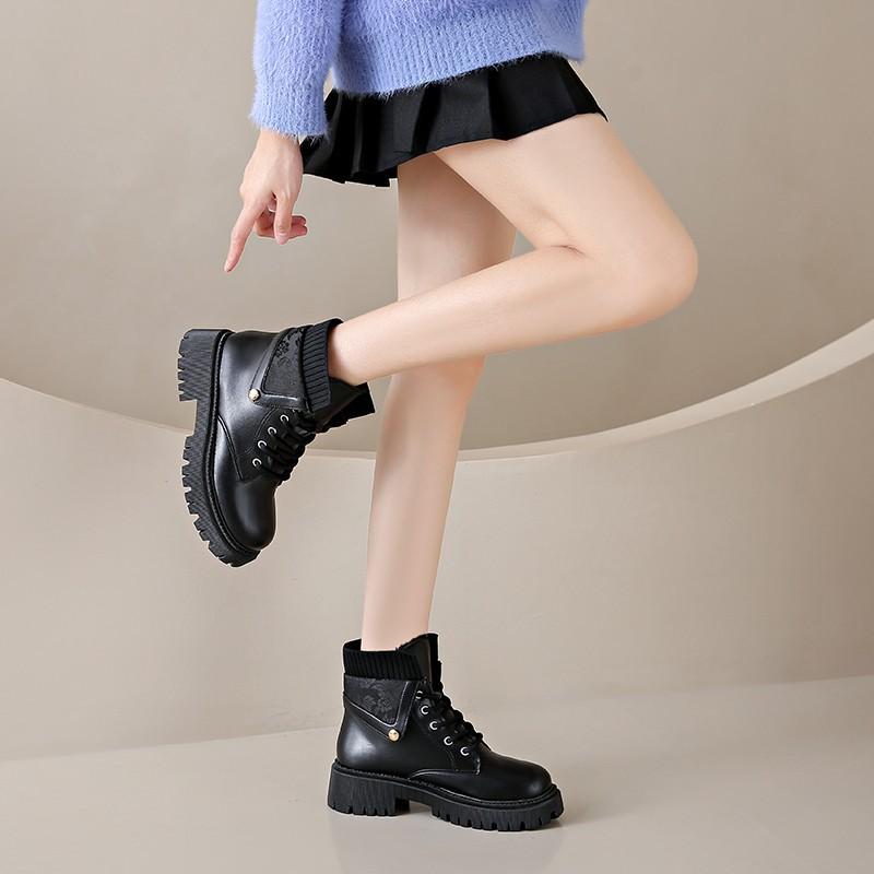Autumn and winter new women's pu leather boots quack good to wear large size small leather boots waterproof table versatile tide