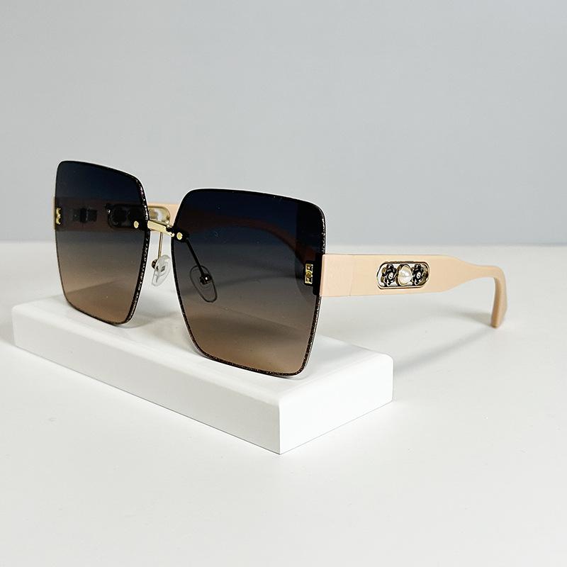 Xiaoxiangfeng Glitter Glasses Colorful Borders Do Not Fade Sunglasses Fashionable Women'S Sunglasses