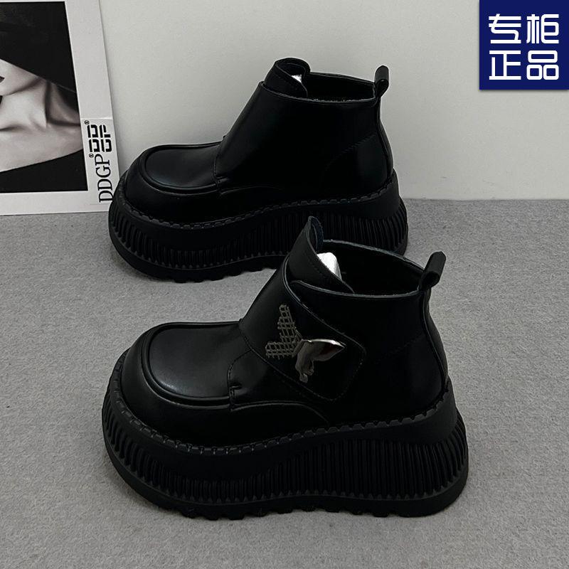 2025 весна новый британский стиль интернет знаменитости липучки мода короткие сапоги маленькие толстые подошвы увеличивающие рост сапоги Martin женские