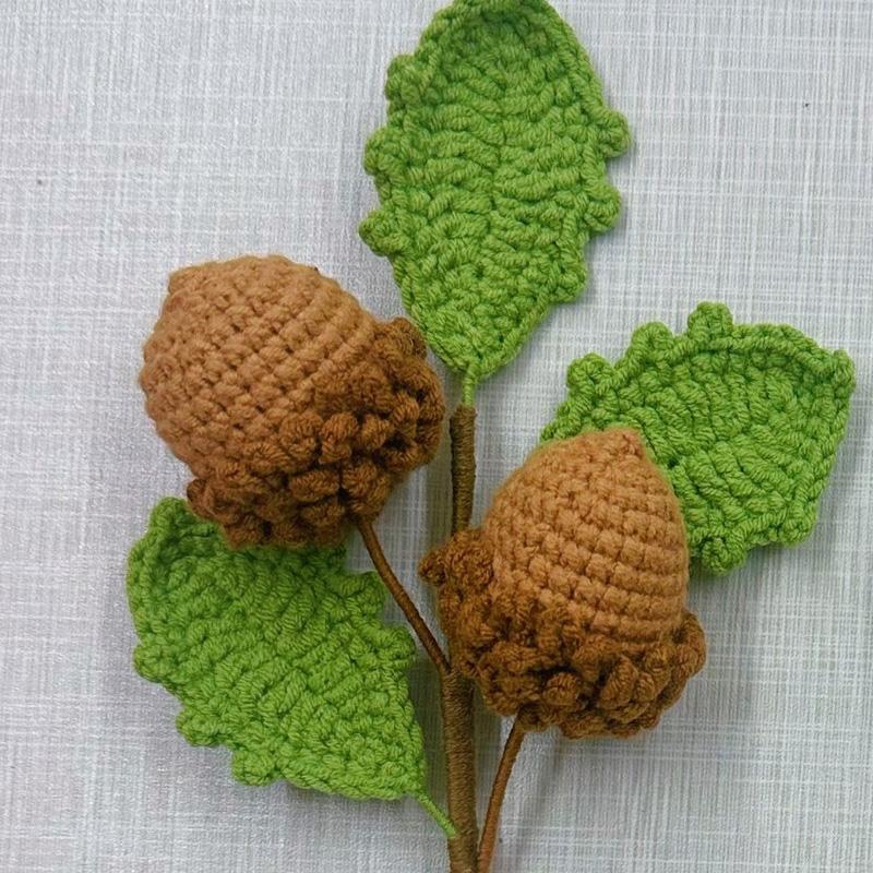 1 шт. Рождественские украшения Подарок Креативный ручной работы Готовый Рождественский букет Серия 2025 Вязаный крючком букет цветов Падуб Желудь
