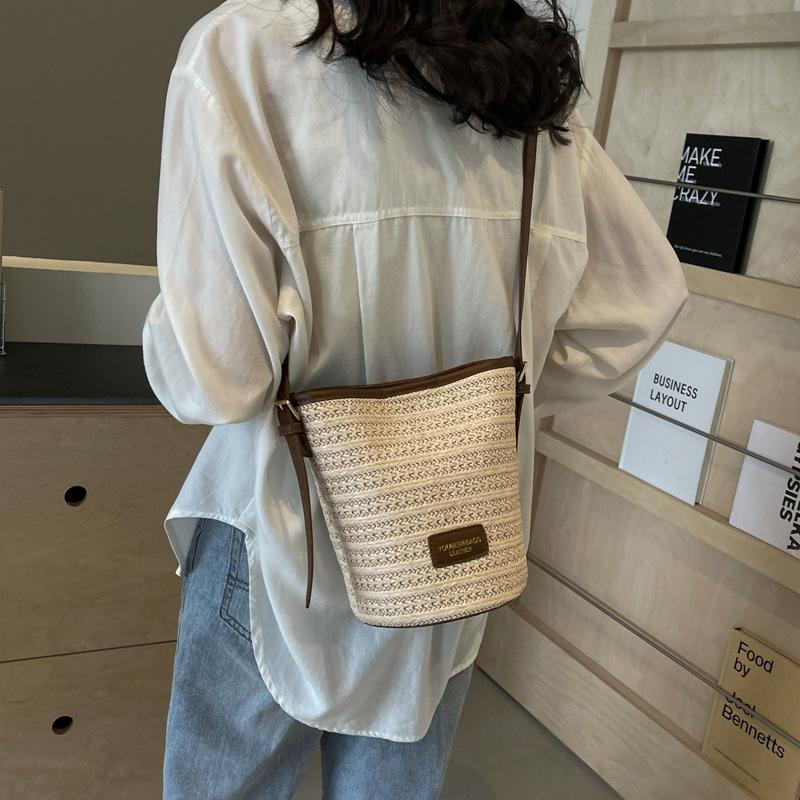 Summer Straw Bucket Bag Women's 2025 New Fashion Casual Beach Handbag Large Capacity Crossbody Woven Bag