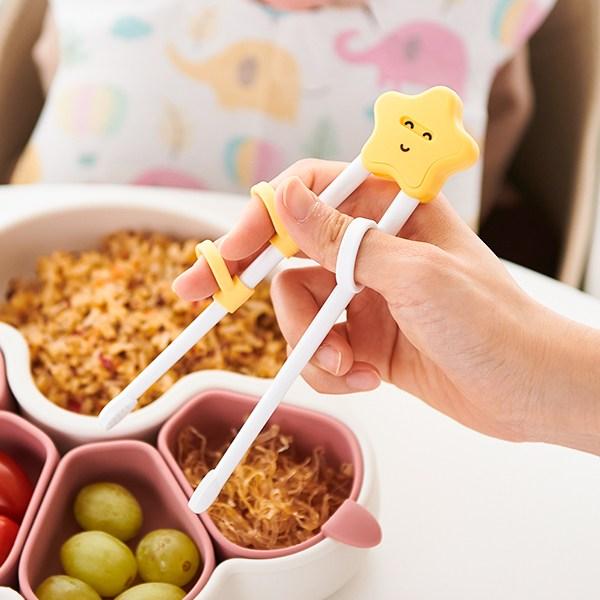 Little Cloud Smile Correction Chopsticks + Case, 2 Sets, Yellow