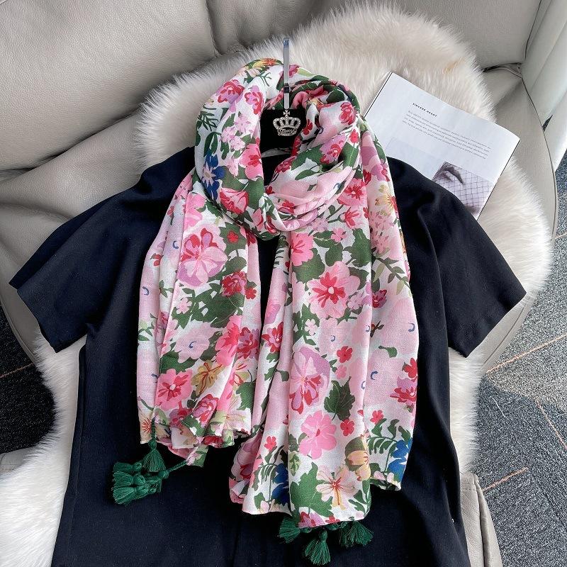 Fashion Brand Lovely Floral Tassel Viscose Shawl Scarf Ladies Soft Pashmina Hijabs and Wraps Foulard Muslim Sjaal 180*90Cm