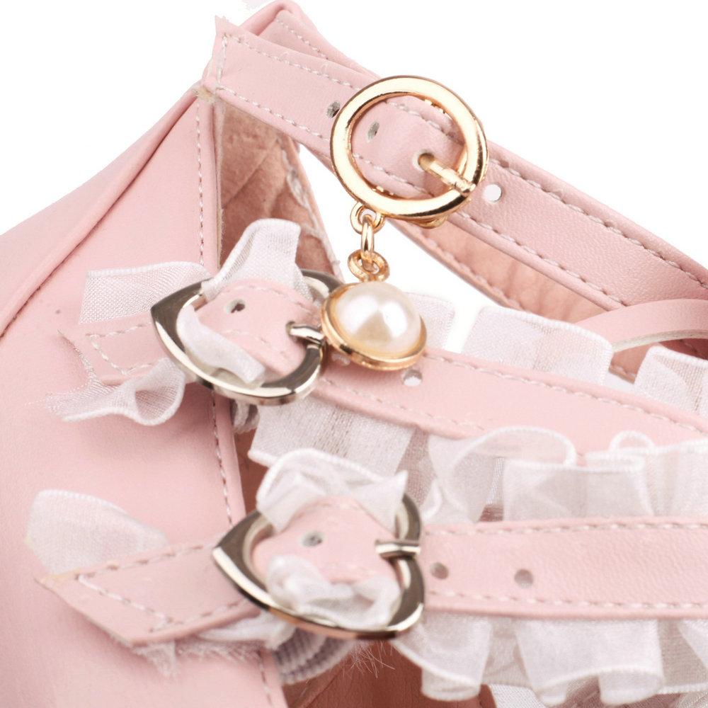 Туфли на высоком каблуке с розовыми помпонами и кружевным бантом. Фиолетовые милые девчачьи туфли на платформе в винтажном стиле. Эстетическая обувь. Туфли-лодочки для косплея принцессы Сисси.