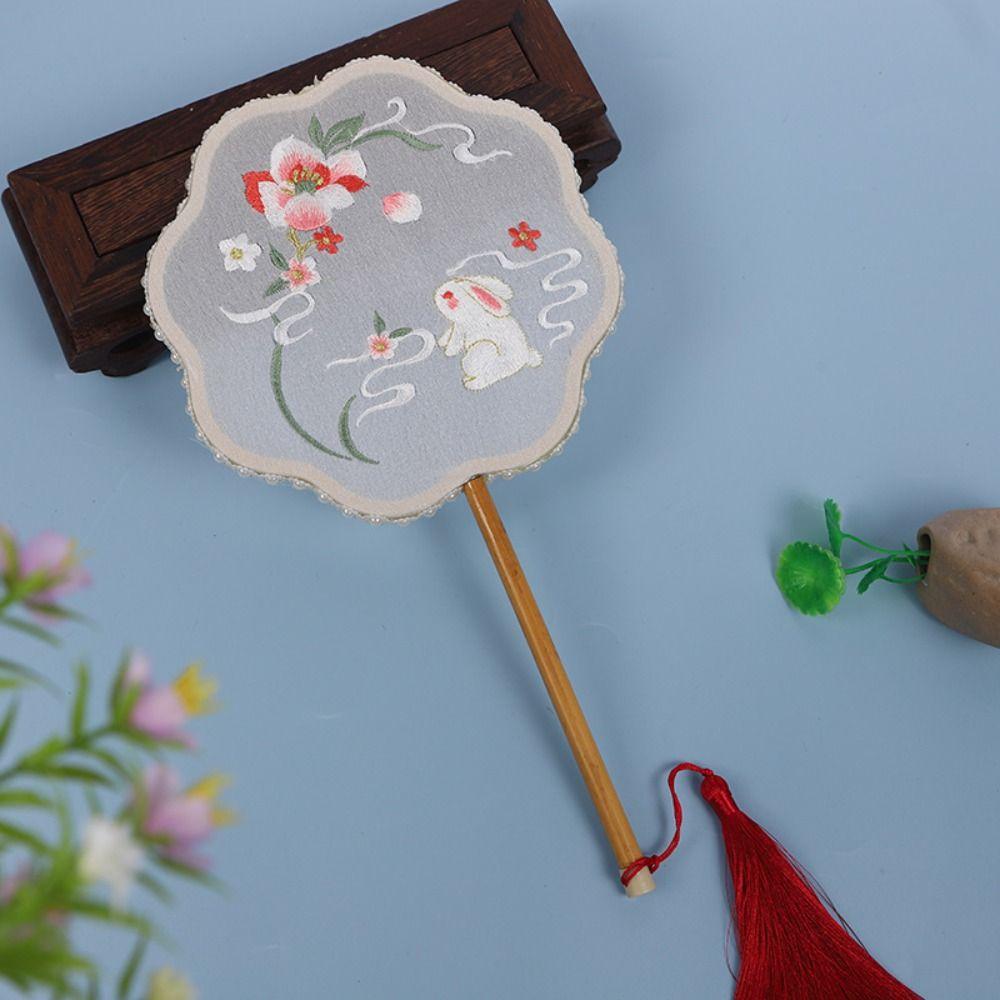 Классический круглый веер в китайском стиле, винтажный вышитый шелковый веер, двусторонний с кисточкой, ручной веер для женщин