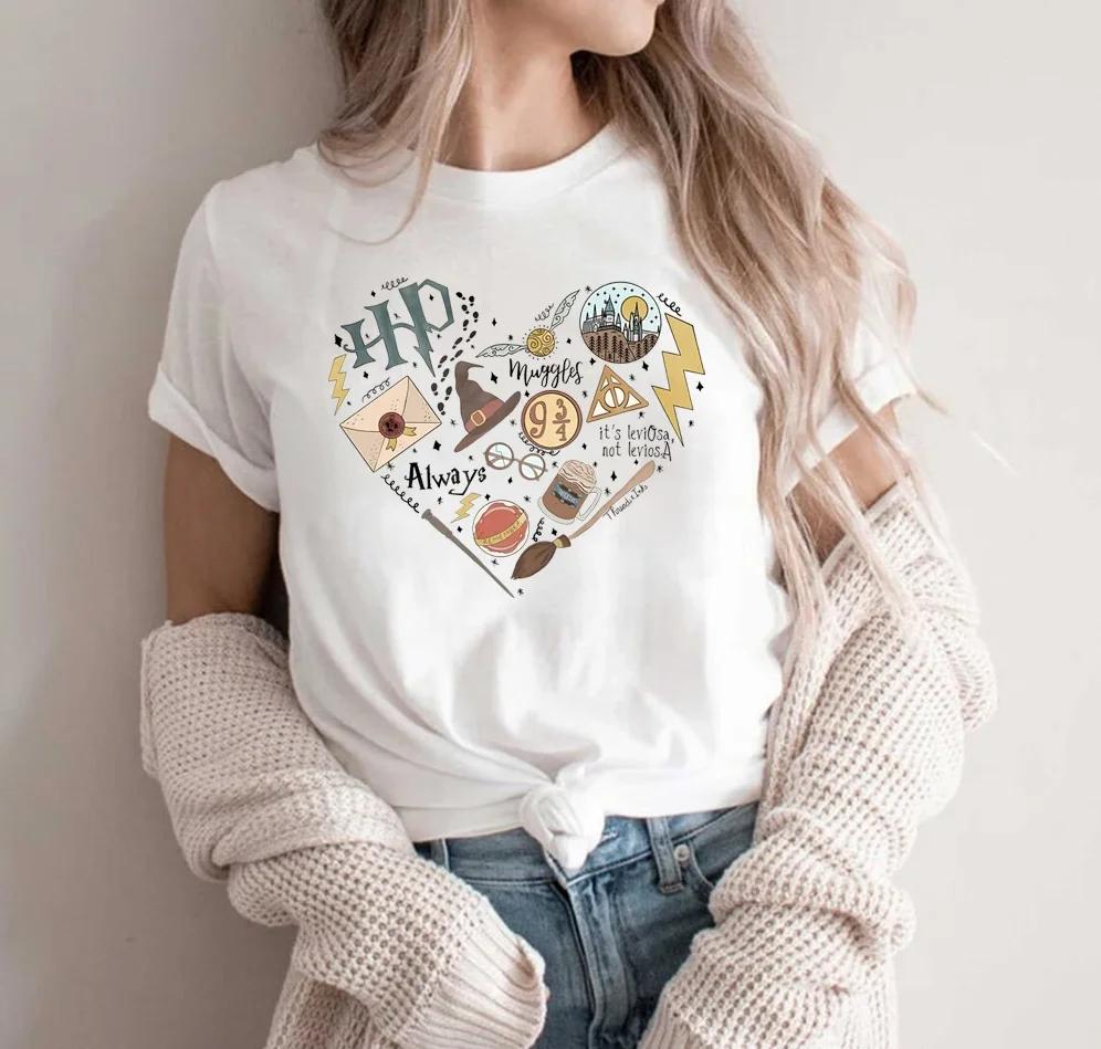 Love Pattern Letter Printing Fashion Short Sleeved Harajuku Black and White Women Top
