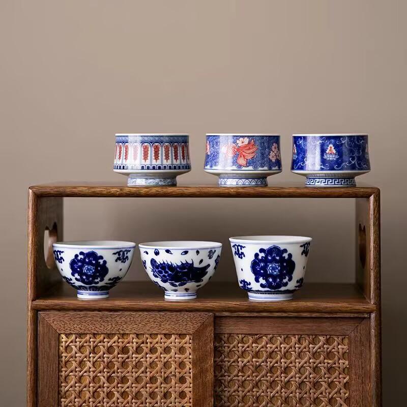 Curly Grass Pattern Meditation Cup Blue And White Master Cup Underglaze Color Teacup Household Ceramic Kung Fu Tea Set Personal Special Single Cup