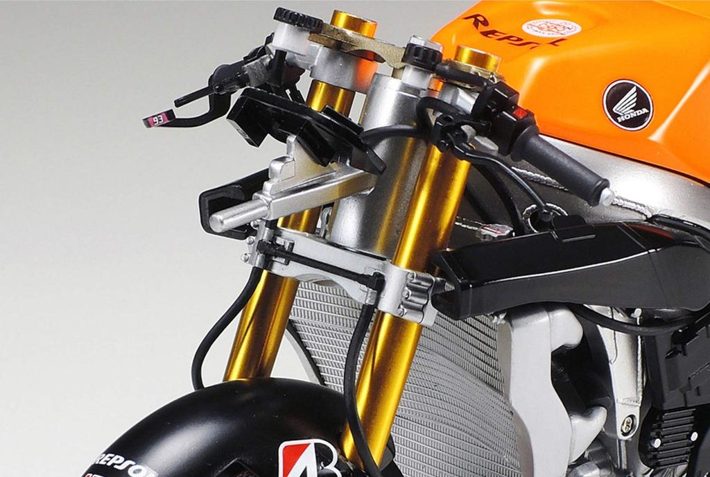 Tamiya 1/12 Detail-Up Parts Series No. 67 Honda RC213V 2014 Front Fork Plastic Model Kit Parts 12667
