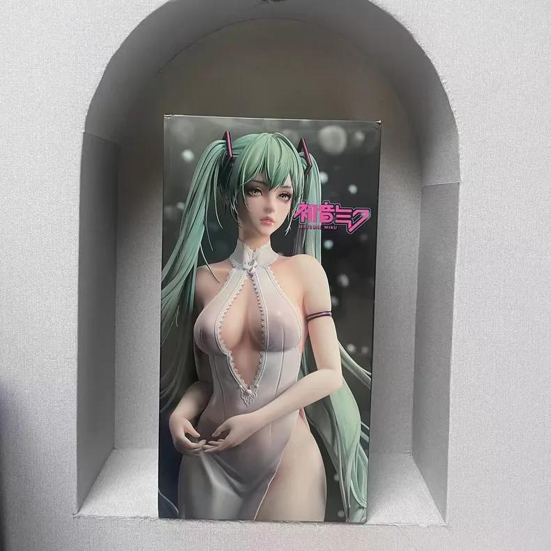 Hatsune Green-Haired Princess 42Cm Pvc Figure Staircase Scene Desktop Ornament Collectible Replica Shipped Within 48 Shipment