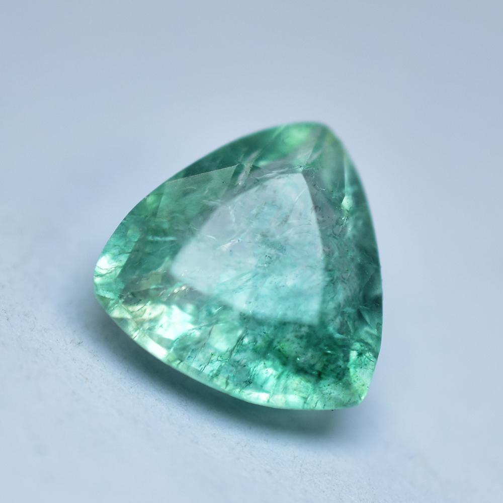 Natural Green Emerald Loose Gemstone Trillion Cut 3 ct for Collection for Jewelry Making and Crafts