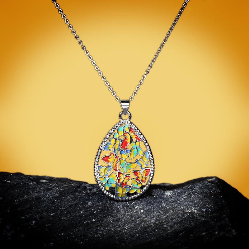 Богемный этнический стиль Бабочка Эмаль Ожерелье Цветной эпоксидный кулон Ключица Женщина