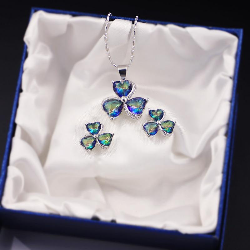 Clover Zircon Jewelry Set Women's Diamond Jewelry Clavicle Short Necklace Jewelry