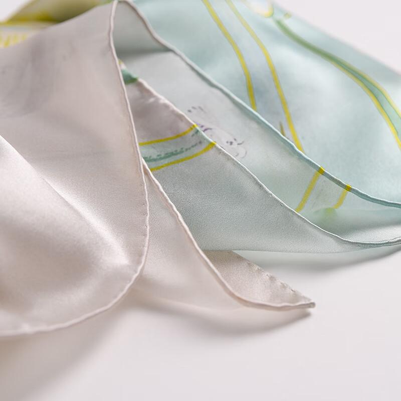 Hangsilu Silk Scarf for Women, Chinese Style Long Scarf, Mulberry Silk Shawl, Birthday And Mother's Day Gift, Holiday Present for Mom And Elders