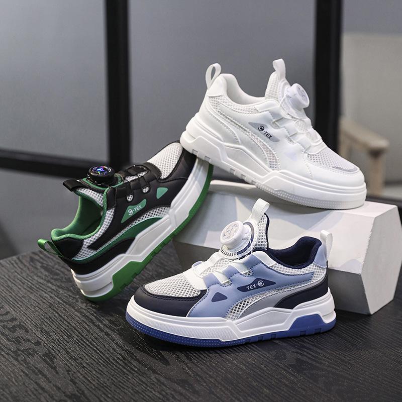 Лето 2024 года, новые мужские и женские туфли-одноклассники с вращающимися пуговицами, тонкие, дышащие и удобные детские туфли для скейтбординга