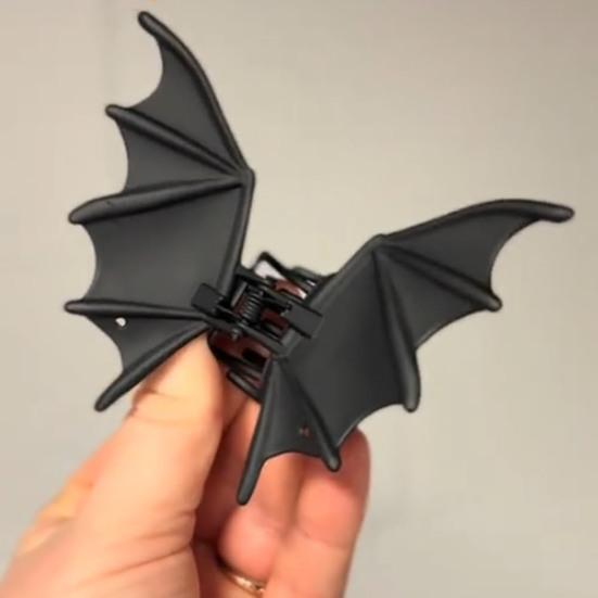 1/2Pcs Gothic Style Bat Hair Claw Spooky Goth Bats Wings Hairpin Women Halloween Metal Hair Accessories