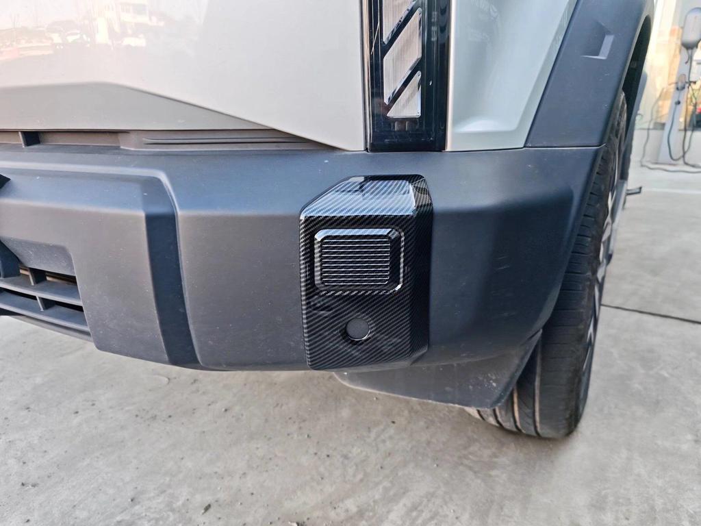 Совместимые аксессуары для JAECOO J6 Chery iCAR 03: Крышка топливного бака, Ручка задней двери, Подстаканник, Накладка противотуманной фары, Зеркало заднего вида.