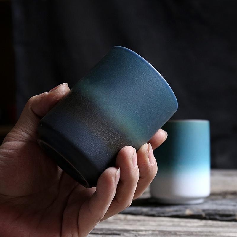 Ресторанная кофейная чашка Kiln Японские керамические кружки Кофейные чашки Большая чашка для воды Японская простая градиентная кружка Посуда для напитков Кухня