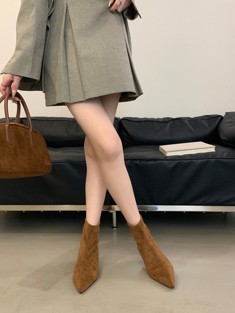 Замшевые простые остроносые короткие ботильоны женские 2025 осень и зима новые задняя молния женские ботинки корейская версия тонкие ботинки модные ботинки женские