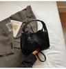 High-end Hand-held Bucket Bag Women's New 2025 Trendy Fashion Shoulder Bag Niche Simple Casual Crossbody Bag