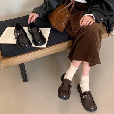 Коричневые ретро британский стиль платформа на высокой подошве маленькие кожаные туфли женские 2025 осень новая французские лоферы на одной педали