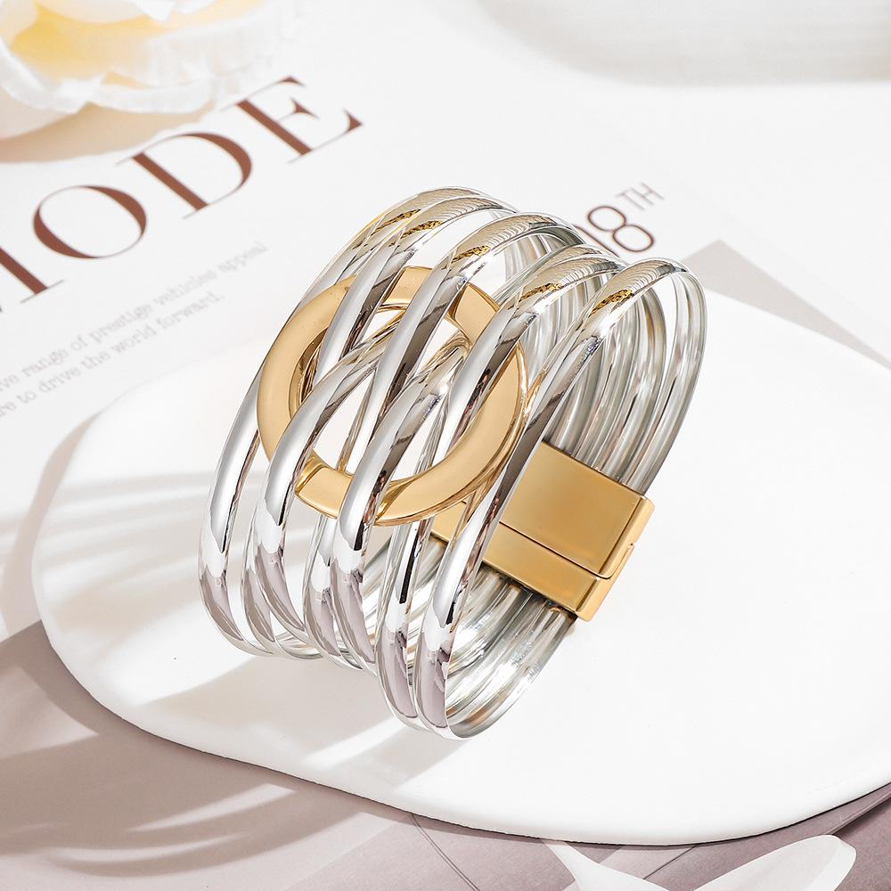 Vintage Multi-layer Snake Leather Bracelet Women's European and American Style Magnetic Buckle Leather Cord Bracelet Fashion All-match Accessories