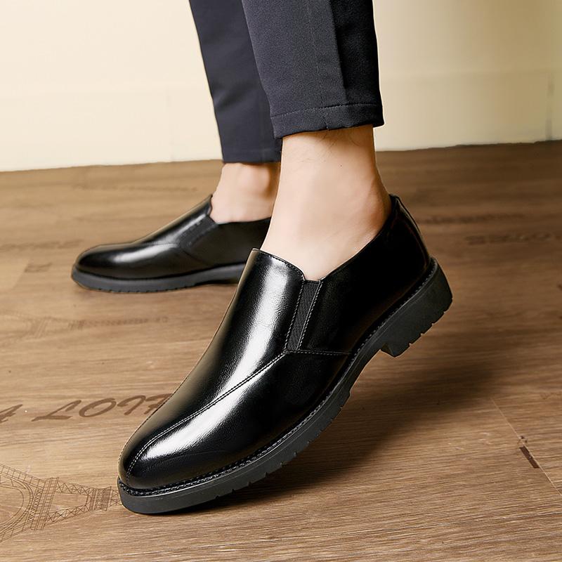Fashion Spring New Versatile Black Men's Loafers Fashionable Men's Business Dress Shoes Lightweight Low Top Shoes Commuting Daily Shoes