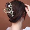 1PC Large Shark Clip with Flower Branches – Women’s Temperament Hairpin for Thick Hair, Back-of-Head Grip