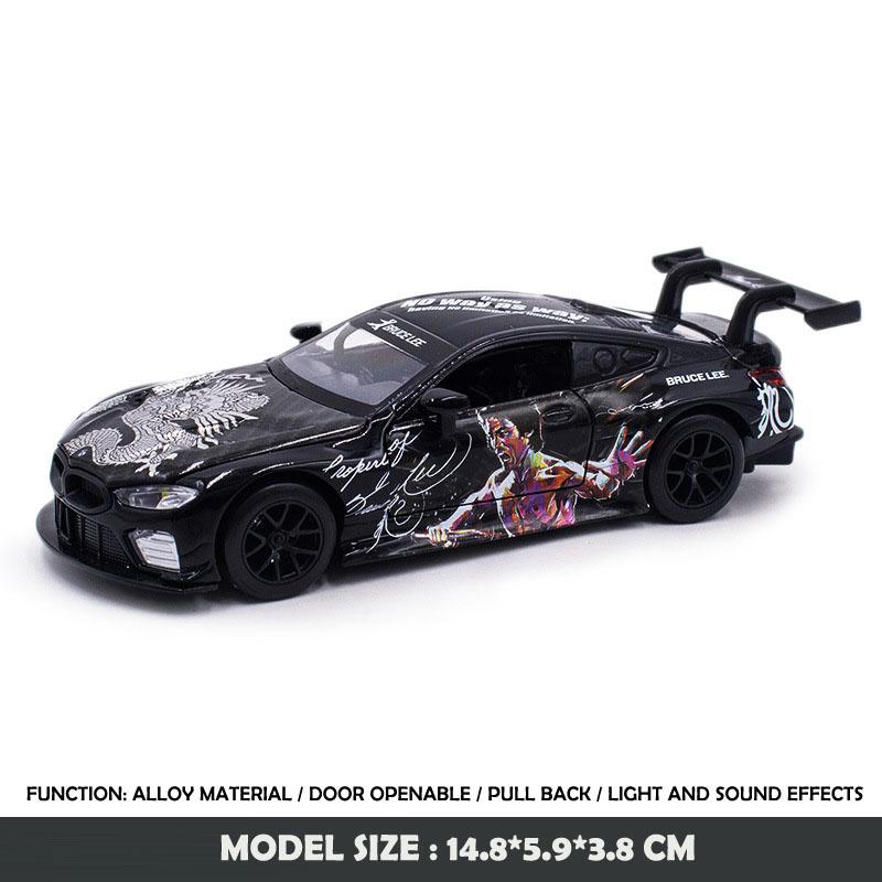 Модель автомобиля BMW M8 GTE Aape&EVA из сплава, масштаб 1/32