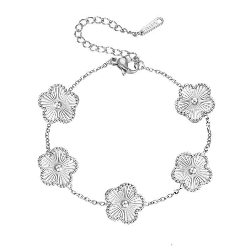 Five Leaf Flower Luxury Bracelet for Women Gold Color Charm Bracelets Jewellery Clover Fashion Zircon Gifts