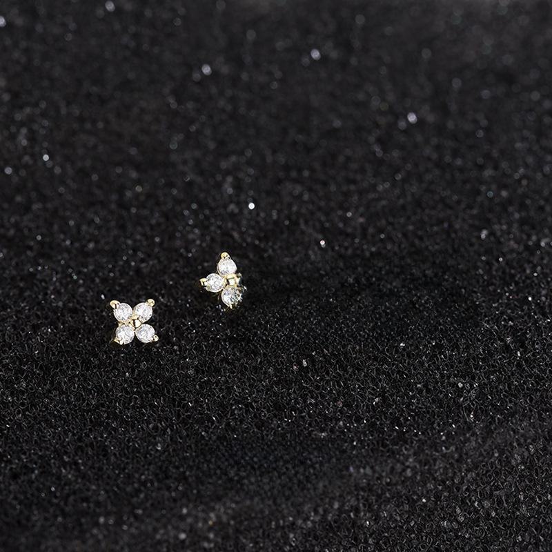 2023 Four-Leaf Flower Diamond S925 Silver Earrings - Stylish Japanese and Korean Design
