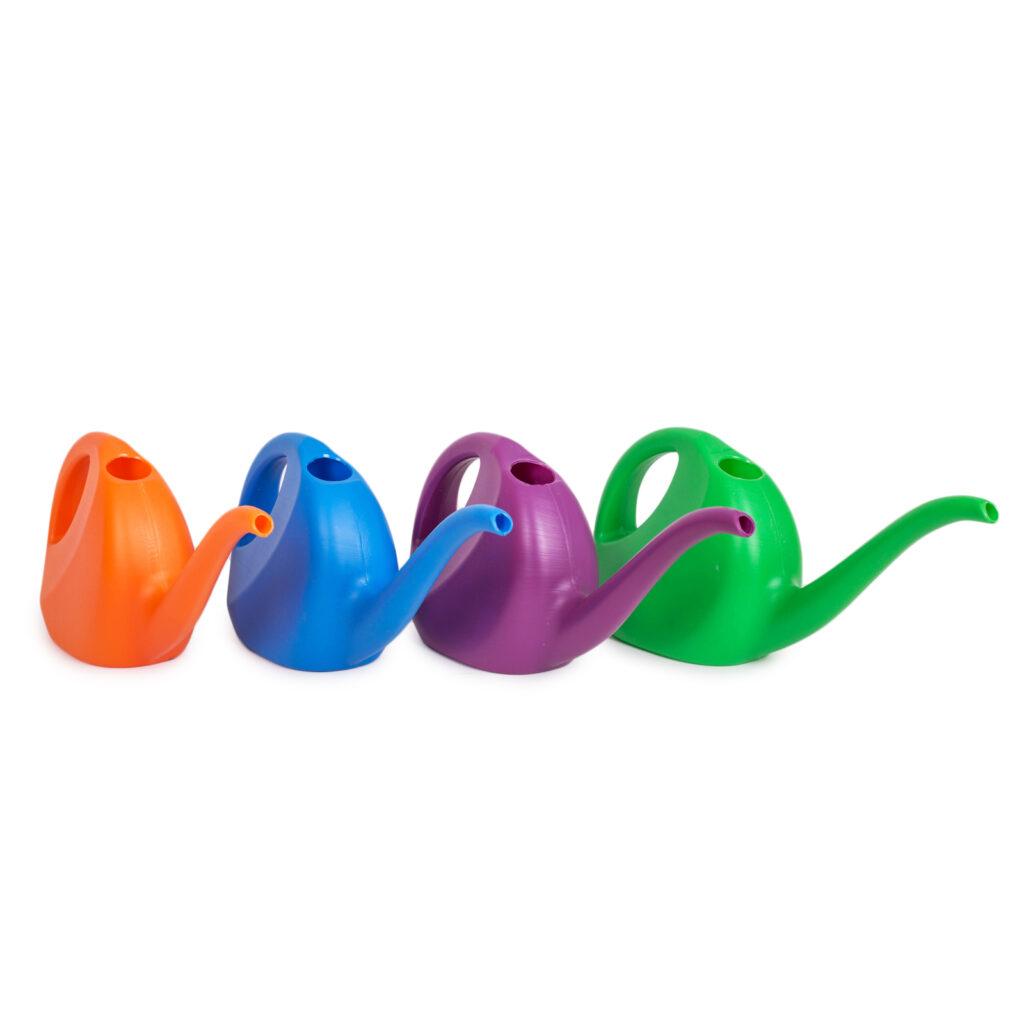 Plastic watering can 2L